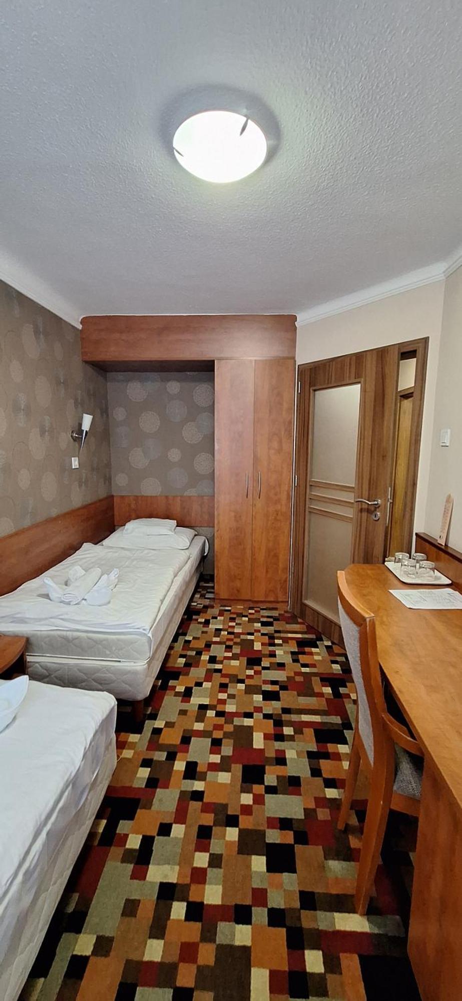 Atryum Hotel Солнок Екстериор снимка